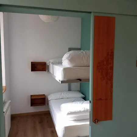 - La Tormenta Hostel *